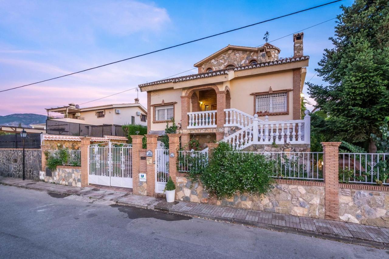 Senderos De La Alhambra Guest House La Zubia  Ngoại thất bức ảnh